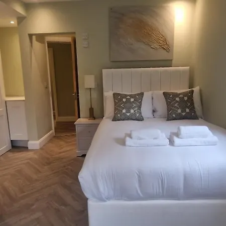 Upgraded Loft Style Duplex At Rathmines Village Lägenhet Dublin