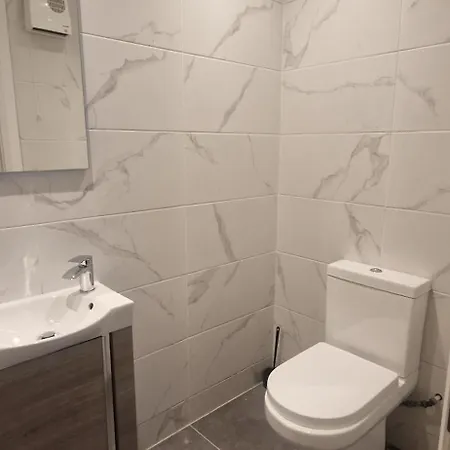 Upgraded Loft Style Duplex At Rathmines Village Appartement