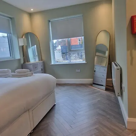 Appartement Upgraded Loft Style Duplex At Rathmines Village